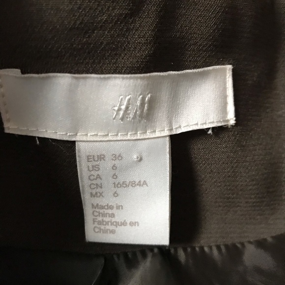 Blazer - Picture 6 of 6